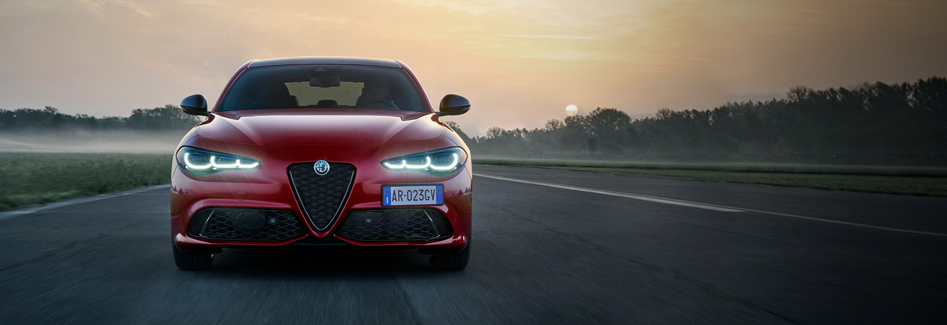 Alfa Romeo Giulia уникално изживяване и несравними емоции